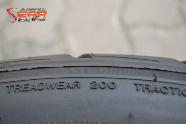 NITTO NT05 245/40ZR19 ปี14 เส้นละ 4,500 บาท NITTO NT05 245/40ZR19 ปี14 เส้นละ 4,500 บาท