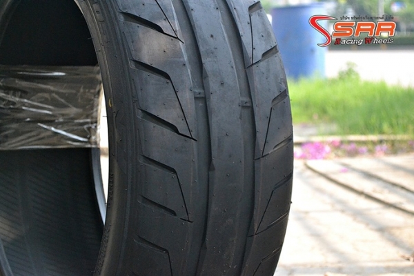 NITTO NT05 245/40ZR19 ปี14 เส้นละ 4,500 บาท NITTO NT05 245/40ZR19 ปี14 เส้นละ 4,500 บาท