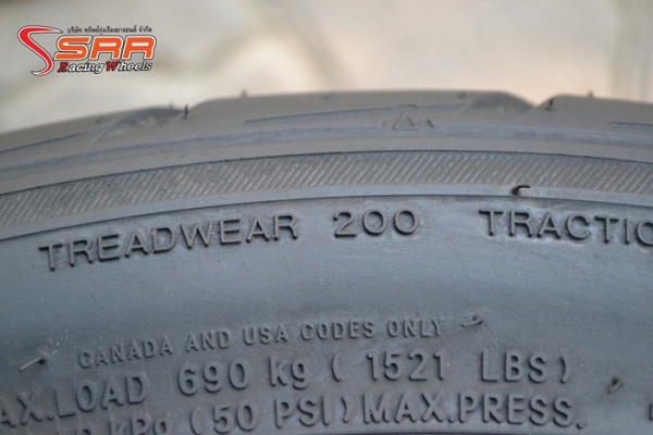 NITTO NT05 235/40R18 ปี14 เส้นละ 3,500 บาท NITTO NT05 235/40R18 ปี14 เส้นละ 3,500 บาท