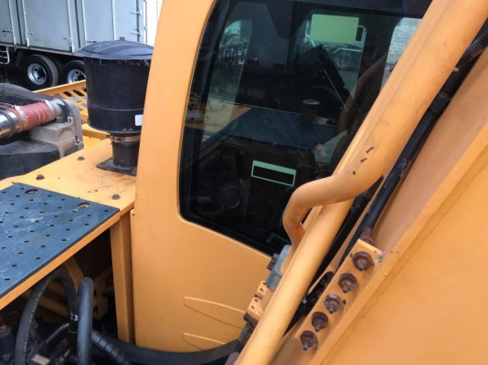 HYUNDAI 220-9s 3000 ชมพร้อมใช้เปลี่ยนของเหลวหมดแล้ว รถออกห้าง 0909920299