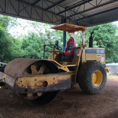 ขายรถบด ยี่ห้อcaterpillar รุ่น CS-563 ขนาด10ตัน 2เพลา มีทะเบียน รถใช้งานได้เลยขาย720000บ.