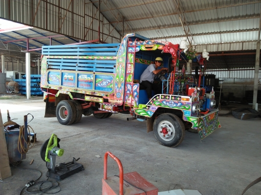 ลดราคากันสุดๆไปเลยครับ265000บาทครับ ขายด่วนครับอีแต๋นโชคอนัตครับ รถไม่ค่อยได้ใช้ครับ ดั๊มพ์ ครับ