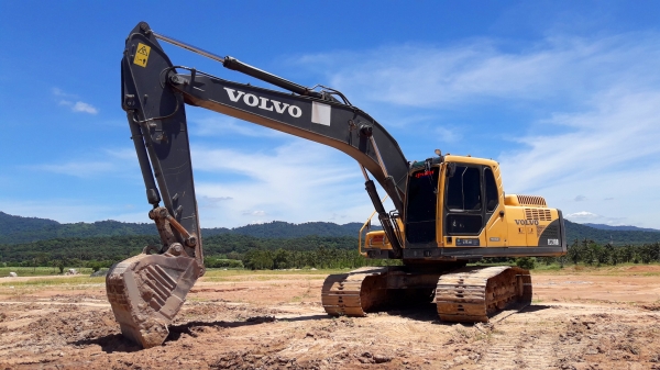 ขายรถแบ็คโฮ VOLVO EC210B PRIME ใช้งาน 9,563 ชั่วโมง สภาพดี พร้อมใช้งาน