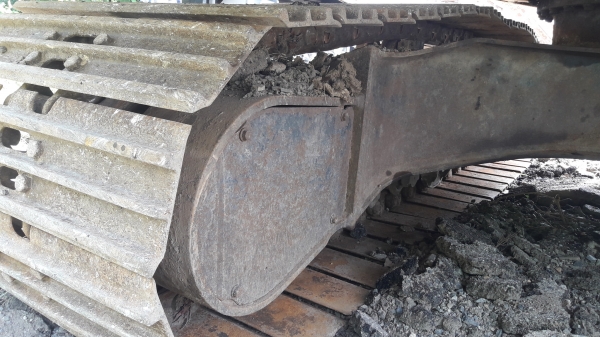 ขายรถแบ็คโฮ KOMATSU PC200-8 สภาพพร้อมใช้งาน ส่งฟรีถึงบ้าน