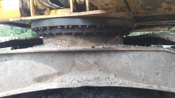 ขายรถแบ็คโฮ KOMATSU PC200-8 สภาพพร้อมใช้งาน ส่งฟรีถึงบ้าน