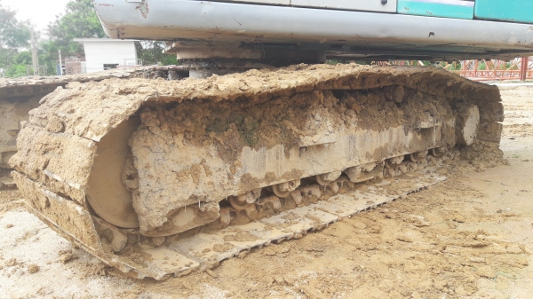 ขายรถแบ็คโฮ KOBELCO SK200-6 YN07 เก่านอกผ่านการใช้งานในไทย  สภาพดี ระบบทำงานสมบูรณ์ราคาไม่แรง