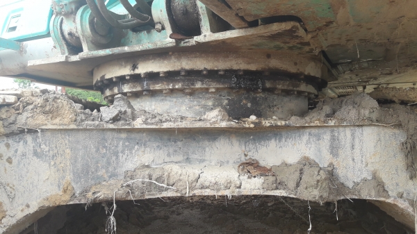 ขายรถแบ็คโฮ KOBELCO SK200-6 YN07 เก่านอกผ่านการใช้งานในไทย  สภาพดี ระบบทำงานสมบูรณ์ราคาไม่แรง