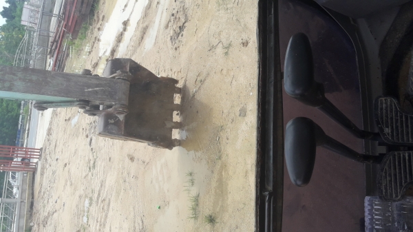 ขายรถแบ็คโฮ KOBELCO SK200-6 YN07 เก่านอกผ่านการใช้งานในไทย  สภาพดี ระบบทำงานสมบูรณ์ราคาไม่แรง