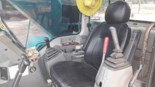 ขายรถแบ็คโฮ KOBELCO SK200-6 YN07 เก่านอกผ่านการใช้งานในไทย  สภาพดี ระบบทำงานสมบูรณ์ราคาไม่แรง