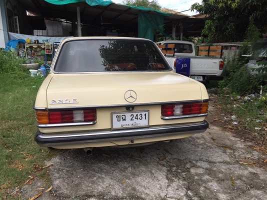 BENZ W123 เครื่องเจ สวยๆ ครับ