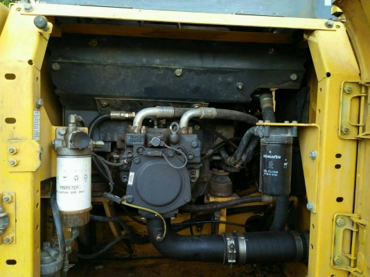 ขายรถแบคโฮ KOMATSU PC160-8 9000 ชม.เอกสารเล่ม ราคา 1250000