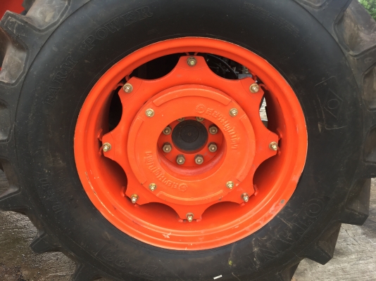 รถไถคูโบต้า m9540มือสองสภาพดีราคาถูก รถไถคูโบต้า m9540มือสองสภาพดีราคาถูก