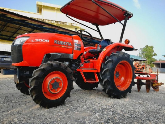 คูโบต้า L3008DT 4 WD ผานหลัง