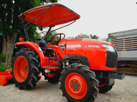 คูโบต้า L3008DT 4 WD ผานหลัง
