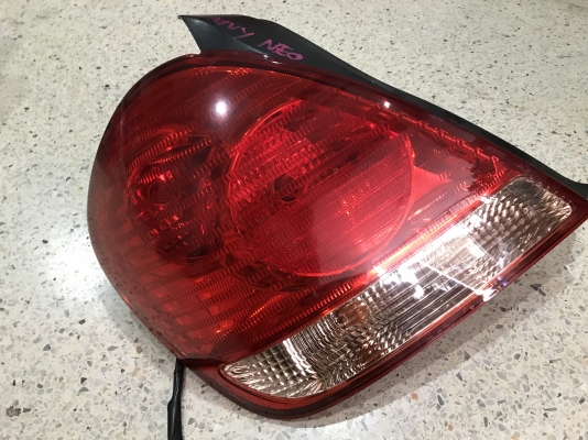 ไฟท้าย NISSAN NEO ท้ายเเตงโมเก่าญี่ปุ่นเเท้สภาพสวยหลอดครบ