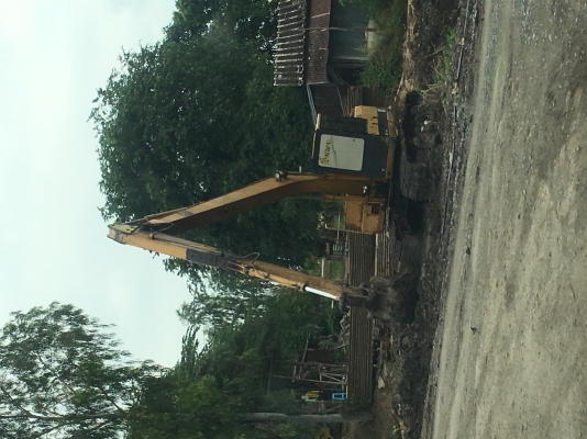 ขายCAT E120b สภาพสวยพร้อมใช้งาน เครื่องดีช่วงล่างดี ใบแทร็กเต็ม เอวดีไม่หลวม แอร์เย็น โทร0616613023