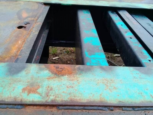 ขาย 365,000 หางโลเบท 2เพลา ยาว 12 เมตร เอกสารเล่มทะเบียน  รถยุ กาฬสินธุ์. โทร&amp;ไอดีไลน์ 0610710295