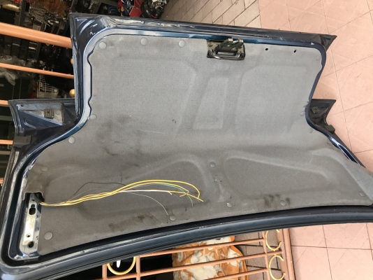 ฝาท้าย VOLVO 850 เก่าญี่ปุ่นเเท้สภาพตามรูป