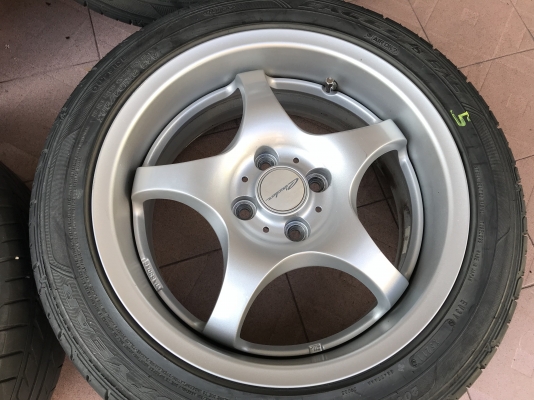 ล้อเเท้ ENKEI 16กว้าง7นิ้วอ๊อฟ32 4รู100สีเดิมๆยุ่นติดยางปี12ดอกเเน่นๆใส่วิ่งได้เรยครับ