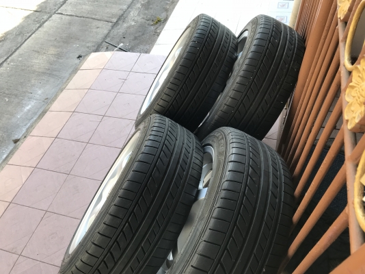 ล้อเเท้ ENKEI 16กว้าง7นิ้วอ๊อฟ32 4รู100สีเดิมๆยุ่นติดยางปี12ดอกเเน่นๆใส่วิ่งได้เรยครับ