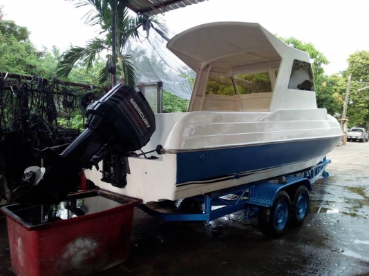 ขายเรือ25ฟุต ทำใหม่สีสวย มีห้องขังเหยื่อเป็น ห้องนอน ถังน้ำมันแสตนเลส เครื่อง200แรง ภายนอกดูรุ่นเก่า ขายเรือ25ฟุต ทำใหม่สีสวย มีห้องขังเหยื่อเป็น ห้องนอน ถังน้ำมันแสตนเลส เครื่อง200แรง ภายนอกดูรุ่นเก่า