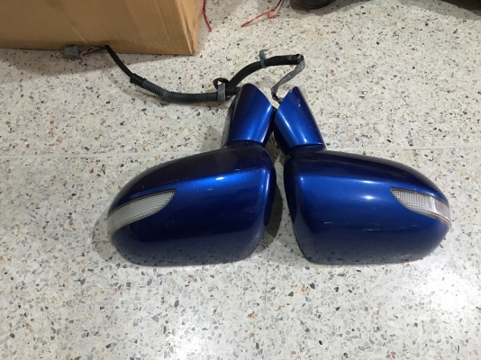 กระจกมองข้าง JAZZ GD เเบบมีไฟเลี้ยวในตัวเก่าญี่ปุ่นสภาพสวย