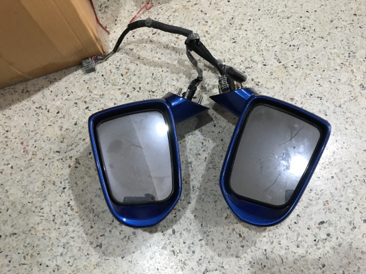 กระจกมองข้าง JAZZ GD เเบบมีไฟเลี้ยวในตัวเก่าญี่ปุ่นสภาพสวย