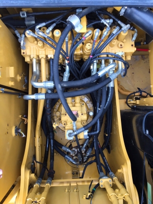 ขายรถแบ็คโฮ CAT 320D JAPAN แท้ ใช้งาน 7,3xx ชั่วโมง สภาพนางฟ้า พร้อมใช้งาน ขายรถแบ็คโฮ CAT 320D JAPAN แท้ ใช้งาน 7,3xx ชั่วโมง สภาพนางฟ้า พร้อมใช้งาน