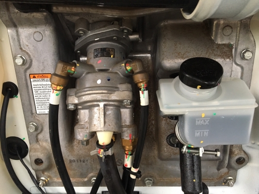 ขายด่วน!! Hino FC9J 175แรง ปี 59 สวยๆๆ ค่ะ