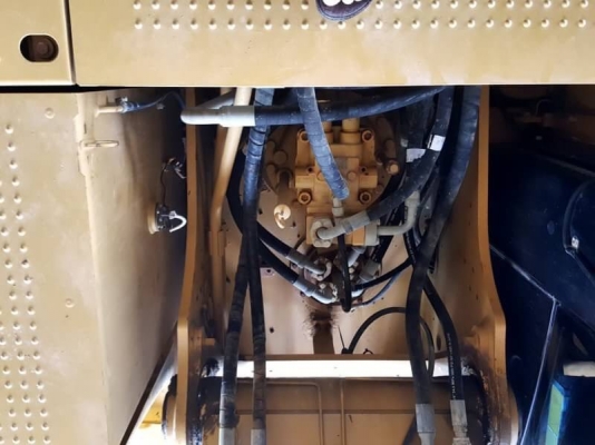 ขายด่วน!! Caterpillar  320D Japan เก่านอกไม่เคยลงงานในไทย 7xxx ชม. สวยสมบูรณ์แบบตามรุ่น