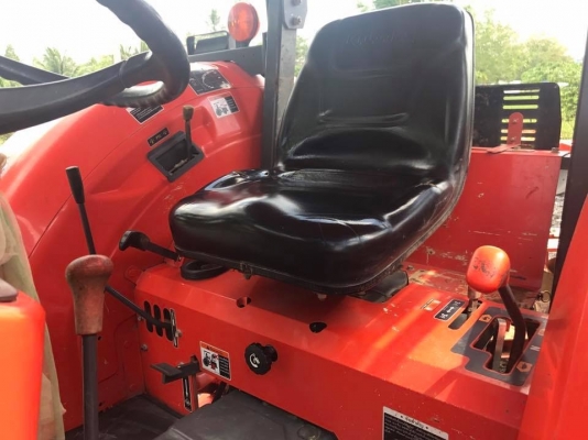 ขายรถไถคูโบต้า M6040Su พร้อมอุปกรณ์  รถทำงาน 1,200 ชั่วโมง สภาพนางฟ้า #ราคา 568,000 บาท#โทร 081-