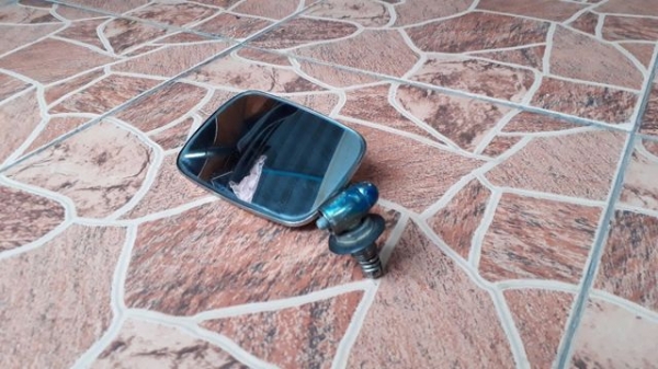 กระจกมองข้าง รถรุ่นเก่าแนวคลาสสิค