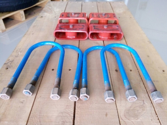 ชุดกล่องโหลดหลัง ดีแม็ก นิ้วครึ่ง,สองนิ้วครึ่ง พร้อมสาแหรก