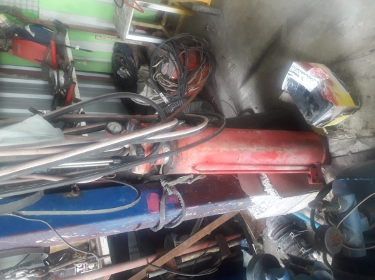 ขายกระบอกเครน 5 ตัน ของ UNIC 9000บาท