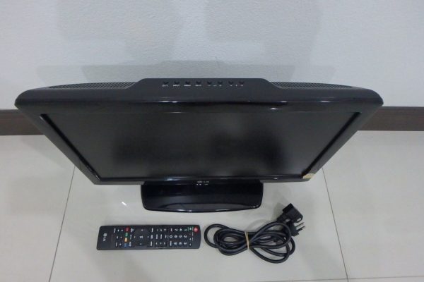 LCD TV LG รุ่น 19LD330 ขนาด 19 นิ้ว มีรีโมท สภาพดี