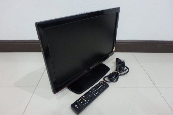 LCD TV LG รุ่น 19LD330 ขนาด 19 นิ้ว มีรีโมท สภาพดี