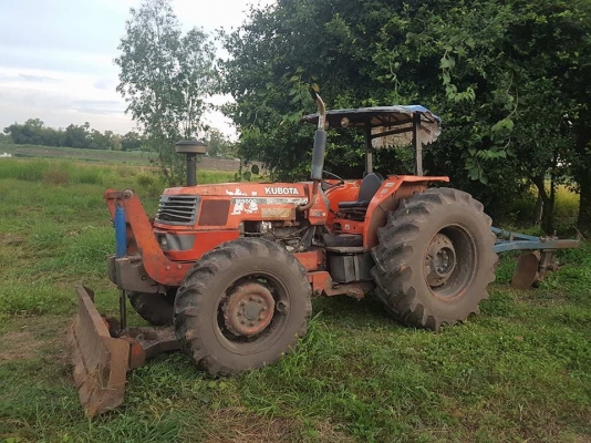 ขาย kubota m9000