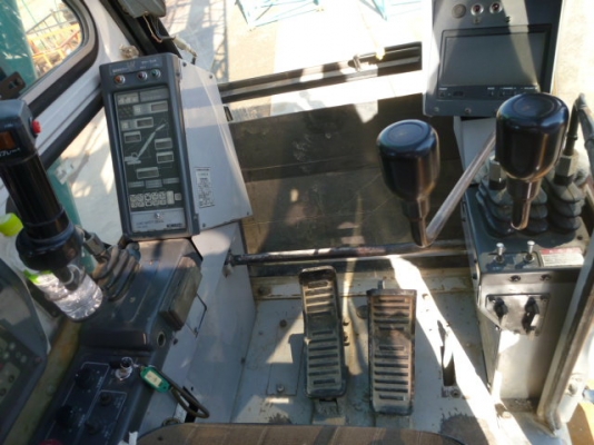 Kobelco 7065 ติดต่อ 062-7091747