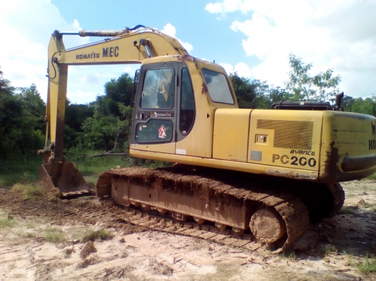 Komatsu Pc200-6 เครื่องดี ช่วงล่างดี เอวมีขยับ ทำงานคล่อง ไม่โหลด