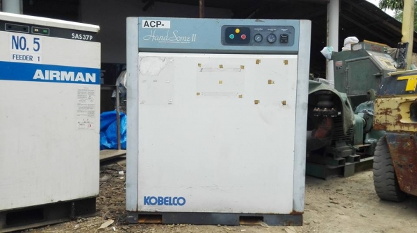 ** SOLD ** เครื่องปั้มลมสกรูญี่ปุ่น KOBELCO รุ่น H22A ขนาด 30 HP 380V พร้อมใช้งาน