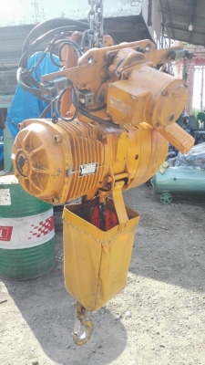 รอกโซ่ไฟฟ้าญี่ปุ่น Kito 2 ton 4 ทิศทาง รุ่นพิเศษ 2 สปีด ไฟตรง 380V สภาพสวยพร้อมใช้งาน