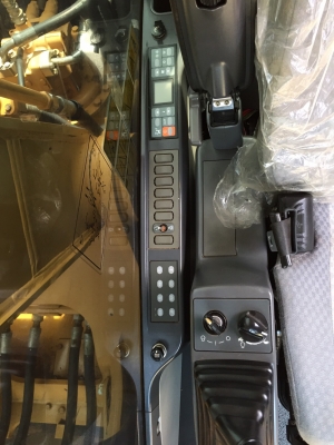 ขายด่วน!! Cat 320D Spec  japan ไมล์ ชม. 6,700 สภาพสวยๆๆค่ะ