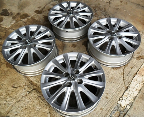 แม็กเก๋งขอบ15 เอนไกแท้ 4รู100 สภาพดี วงละ1125