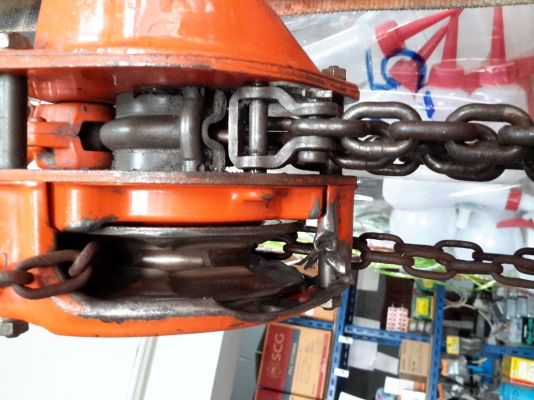 รอกโซ่ ตราช้าง 1.6 ตัน