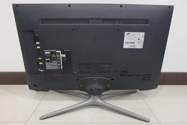 Samsung LED SMART TV 32 นิ้ว รุ่น UA32F5500 Full HD สภาพใหม่