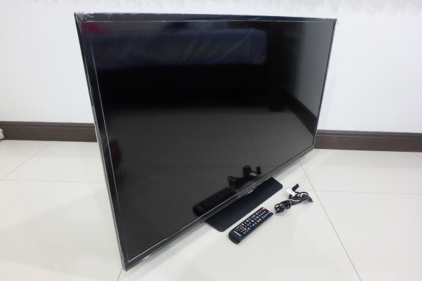 LED Digital TV Samsung รุ่น UA40H4200AK ขนาด 40 นิ้ว มีรีโมท สภาพใหม่