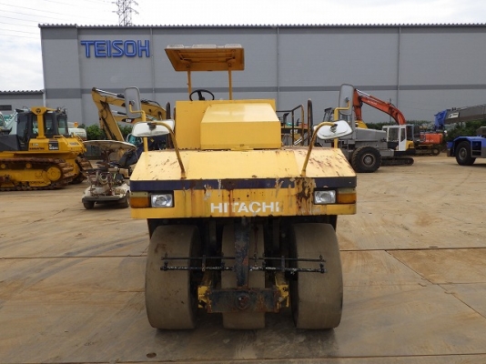 7ล้อ DYNAPAC RT200W-C ถูกๆดีครับ ปี1997 4,000ชม. นำเข้าตรงจากญี่ปุ่น ไม่แพงๆ 092-929-9942 ธีรเทพ