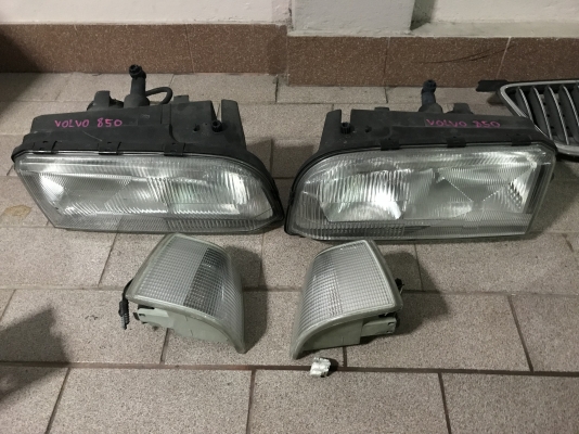 ไฟหน้าพร้อมไฟมุม VOLVO 850 เก่าญี่ปุ่นเเท้สภาพสวย