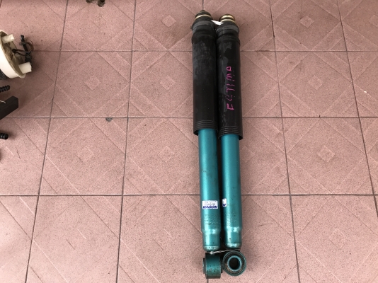 โช้คหลัง ARC WAGON ตรงรุ่น ESTIMA ACR30 เก่าญี่ปุ่นเเท้สภาพดี โช้คหลัง ARC WAGON ตรงรุ่น ESTIMA ACR30 เก่าญี่ปุ่นเเท้สภาพดี