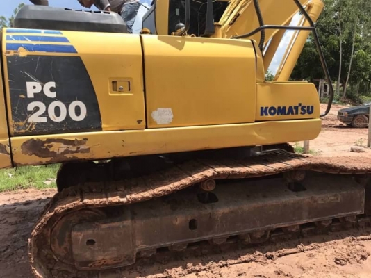 รถขุด Komatsu PC200-8 10,xxx ชม. สภาพดีพร้อมใช้ เล่มพร้อมโอน รถขุด Komatsu PC200-8 10,xxx ชม. สภาพดีพร้อมใช้ เล่มพร้อมโอน
